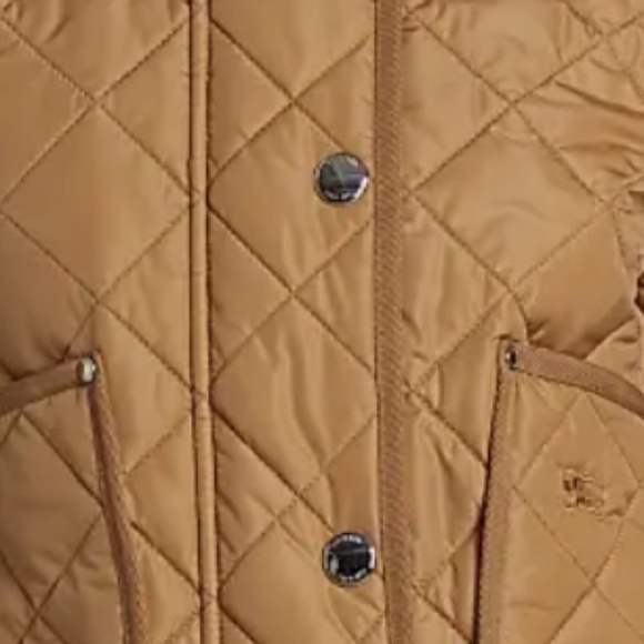 Burberry  Diamond-Quilted Nylon Cropped Jacket - Picture 5 of 10
